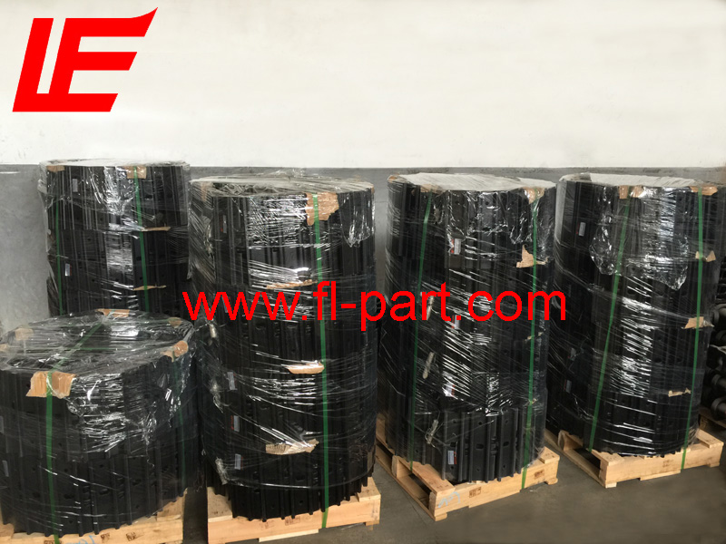 Mini excavator Kobelco track link SK014